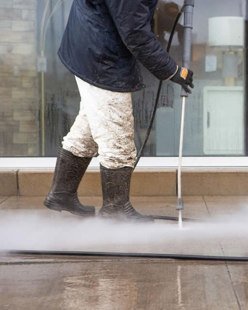 exterior_power_washing_image1